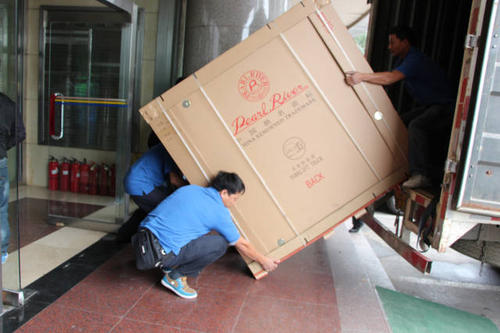 平阴钢琴贵重工艺品无忧运